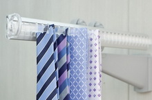 Выдвижной держатель для галстуков, отделка алюминий полированный + транспарент